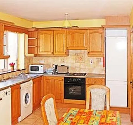 Apartment Friary Downs House & *